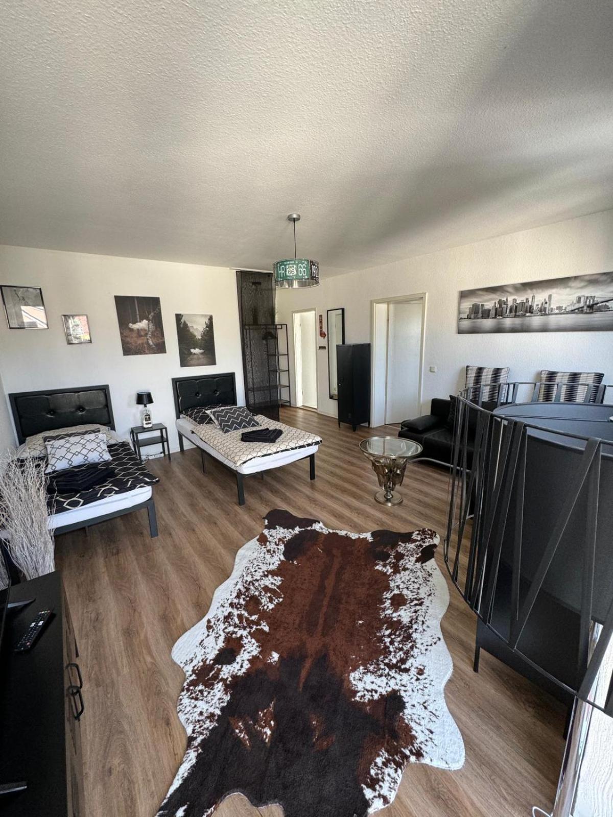 Stylische Ferienwohnung Gratis Wifi Naehe Bahnhof Zwickau Exterior foto